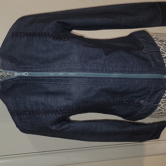 CC Club Classic Denim Jacket Embroidered Zippered Front Bodycon Sexy Contemporar - Picture 3 of 6